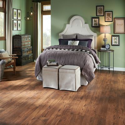 Pergo Portfolio +WetProtect Rustic Amber Chestnut Laminate Flooring
